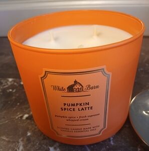 White Barn Pumpkin Spice Latte Scented Candle - Orange